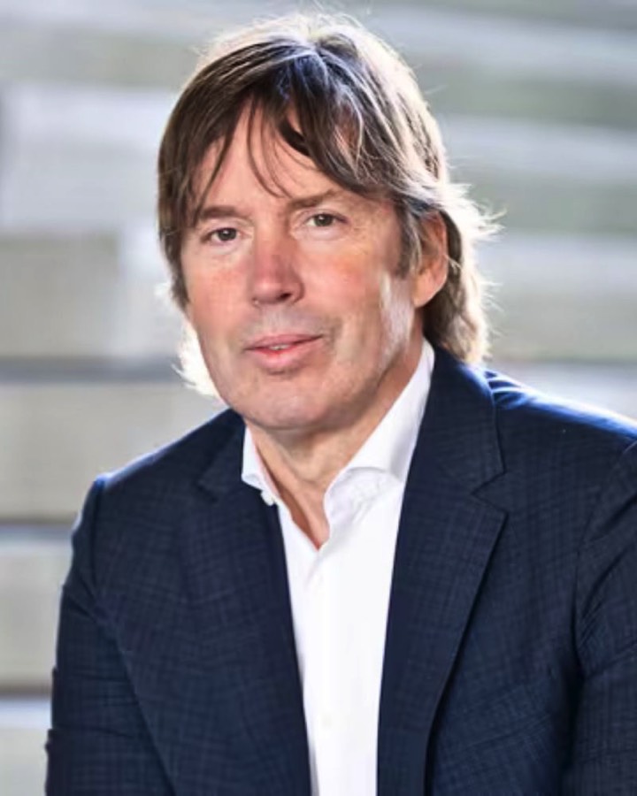Dr. Marc Ruel